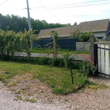 La Maison Des Taillis Apartamento